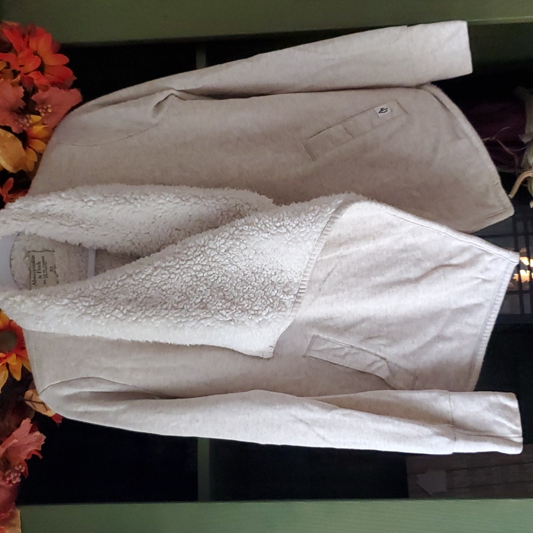 Cardigan/Jacket